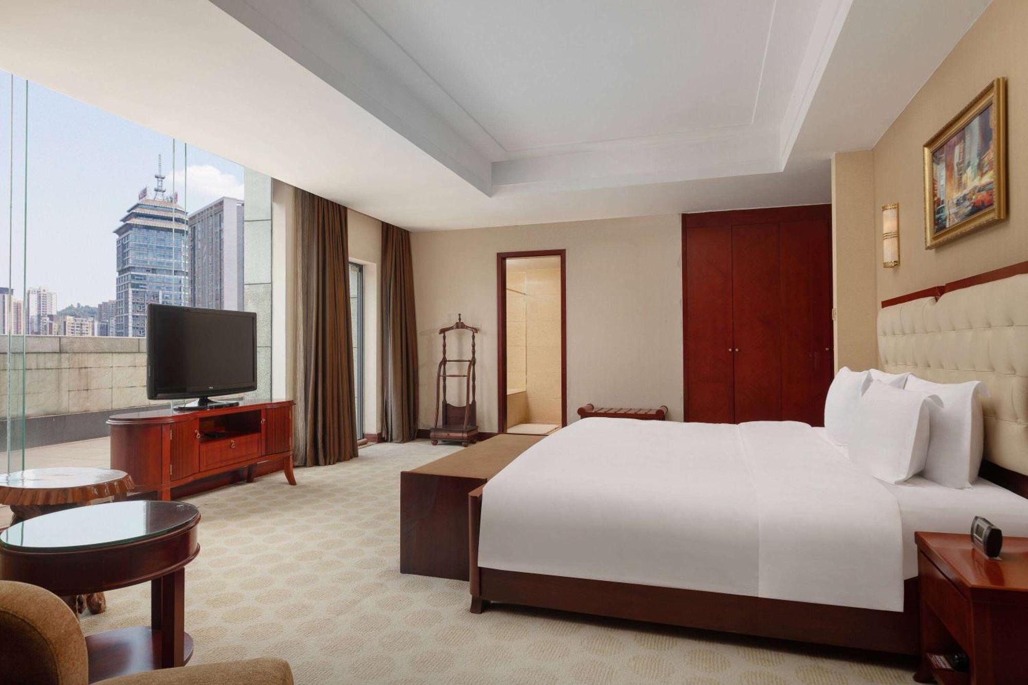 Готель Ramada Plaza By Wyndham Chongqing West Екстер'єр фото