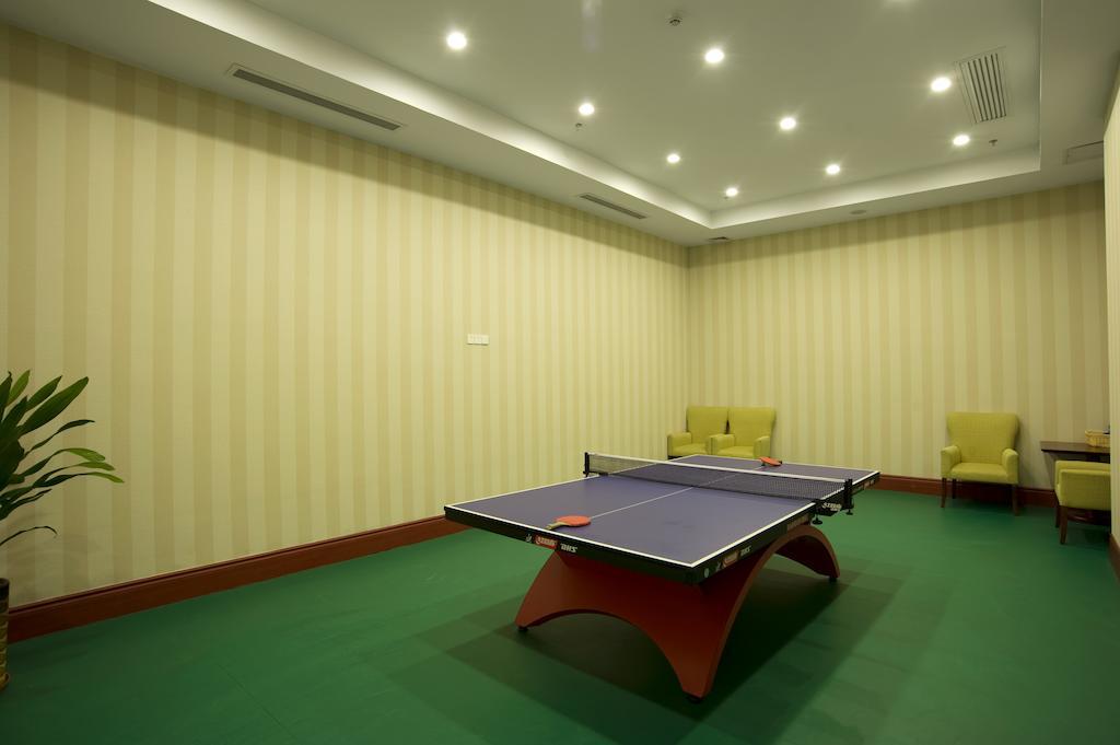 Готель Ramada Plaza By Wyndham Chongqing West Екстер'єр фото