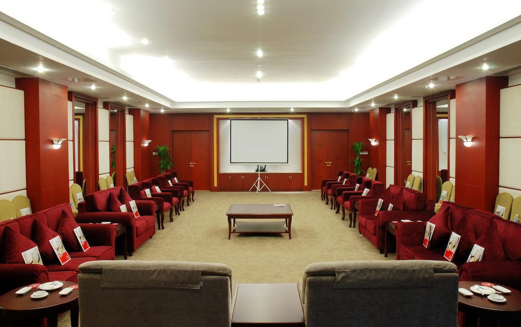 Готель Ramada Plaza By Wyndham Chongqing West Екстер'єр фото