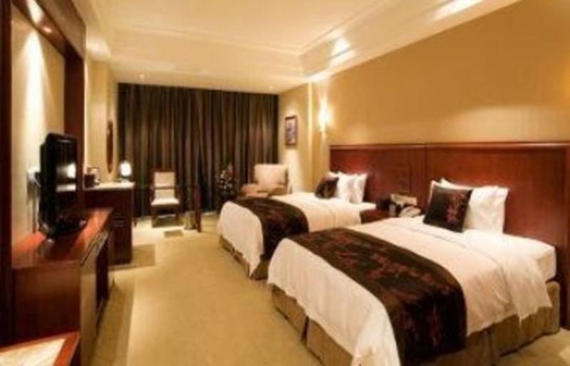 Готель Ramada Plaza By Wyndham Chongqing West Екстер'єр фото